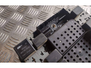 Блок предохранителей 08679899, 02W335 Volvo S60