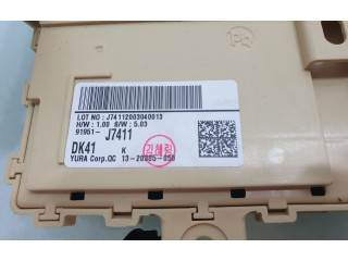 Блок предохранителей 91951J7411   KIA Ceed    