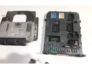 Řídící jednotka 9661940480, ME75 Peugeot 307 CC 2006