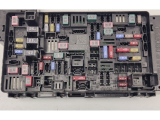 Pojistková skříňka 68312776AC Ram 1500 2020