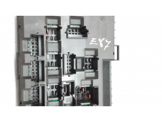 Блок предохранителей 9119446 BMW 1 E81 E87