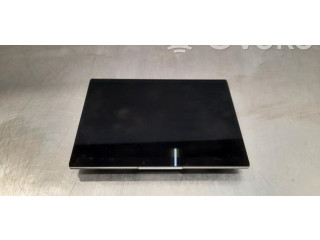 Дисплей Tesla Model S