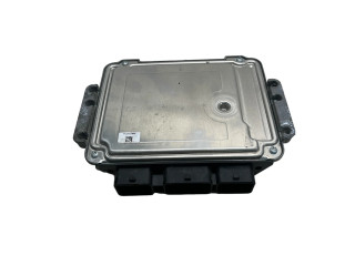 Řídící jednotka 8M5112A650LC, 0281011701 Ford Focus 2008