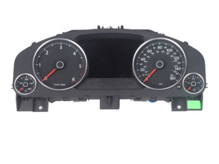 Přístrojová deska Volkswagen Touareg II 2015 7P6920983D