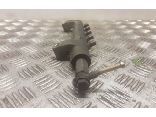 Топливная рампа 11E81305   Nissan X-Trail T30   для двигателя 1