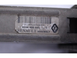 Интеркулер  8200409045   Dacia Sandero 