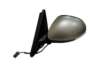 Зеркало электрическое Skoda Yeti (5L) 2009 - 2017 года