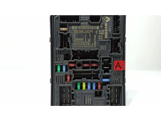 Блок комфорта 284B64086R, 284B61704R   Renault Clio V   