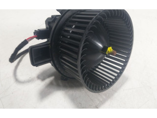 Вентилятор печки    4M1820021C, 4M1820021A   Audi A4 Allroad