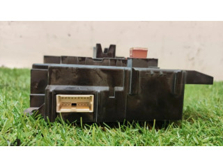 Блок предохранителей 8637a465 Mitsubishi Lancer