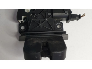 замок багажника 4L0827520 Audi Q7 4L 2005-2015 года