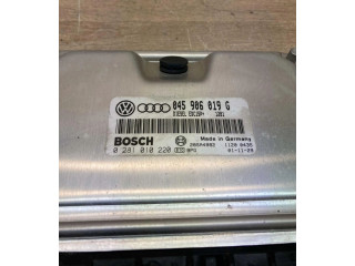 Блок управления двигателем Блок управления 045906019G, 0281010220   Audi A2