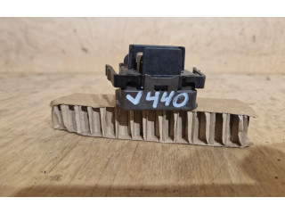 Ручка стеклоочистителей 413436, KIRSTEN   Volvo 440