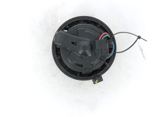 Вентилятор печки    272104185R   Dacia Duster II