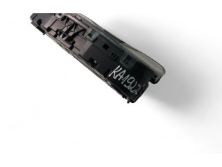 Панель приборов 6V0920740B   Skoda Fabia Mk3 (NJ)       