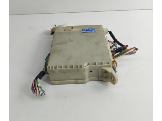 Блок предохранителей 8267253060 Lexus IS 220D-250-350