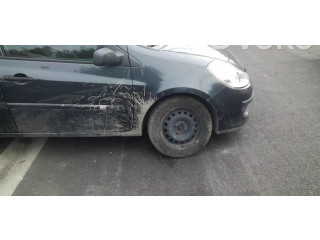 Ручка стеклоочистителей 8201590631   Renault Clio III