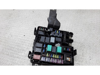 Блок предохранителей    Honda FR-V    