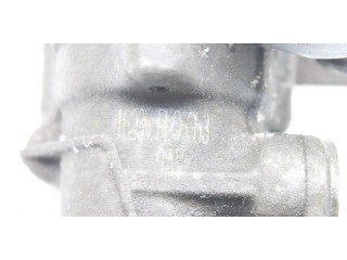 Другая деталь отсека двигателя