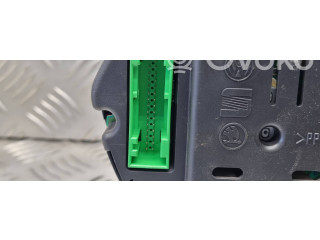 Комплект блоков управления 038906019HT, 0281010947   Skoda Fabia Mk1 (6Y)