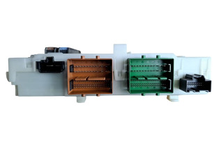 Блок предохранителей 7G9T14C256FA, 30765624AE   Volvo V70    