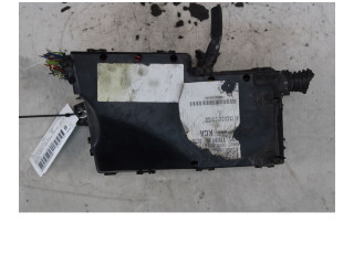 Pojistková skříňka Ford Focus C-MAX 2003