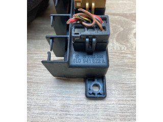 Блок предохранителей  8L0941822A, 896083000   Audi A3 S3 8L    