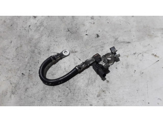 Минусовый провод (аккумулятора)