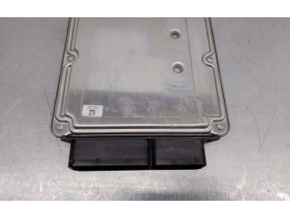 Блок управления двигателя 03G906016R, 0281042220   Volkswagen Golf SportWagen