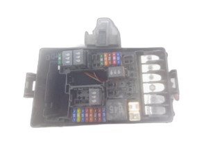 Блок предохранителей Skoda Octavia Mk3 (5E)