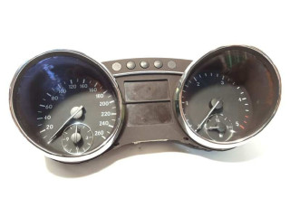 Панель приборов A2514401211, A2C53240801   Mercedes-Benz R W251       