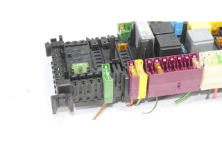 Pojistková skříňka 2469066600 Mercedes-Benz A W176 2014