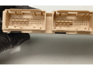 Píst A2059009908, A2059015402 Mercedes-Benz C W205 651921