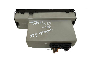 Блок управления климат-контролем Mazda 626