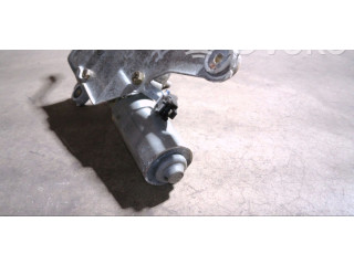 Моторчик заднего дворника Mitsubishi Carisma