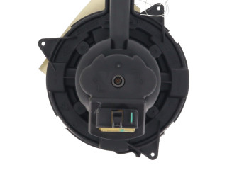 Вентилятор печки 272102988R Dacia Dokker