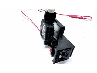 Электрический замок крышки