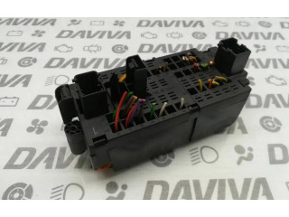 Блок предохранителей  9635518180   Peugeot 406    