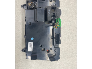 Блок управления климат-контролем 30746022, 05W18E04 Volvo S60