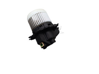 Вентилятор печки    272107379R   Dacia Sandero