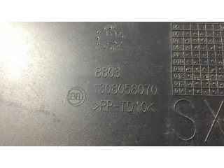 Отделка загрузочная дверь (молдинги)