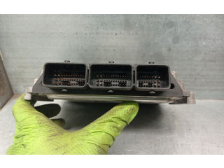 Řídící jednotka 8200705747, 0281013907BOSCH Renault Grand Modus 2008