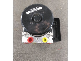 Блок АБС 31261142, 31261142   Volvo  V70  2000 - 2004 года