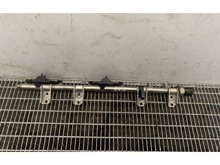 Vstřikovací lišta 7537319 BMW 7 F01 F02 F03 F04 pro benzínový motor 3.0 N54 B30 A