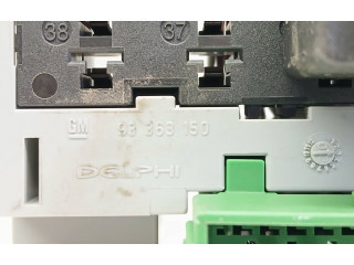 Блок предохранителей 93363150   Opel Meriva A    