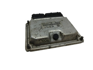 Блок управления двигателя 045906019CE, 0281013179   Skoda Fabia Mk2 (5J)