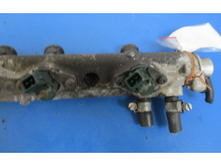 Vstřikovací lišta 857013, 857013 Renault Laguna I ---