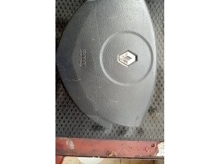 Подушка безопасности водителя 8200057780   Renault Clio II