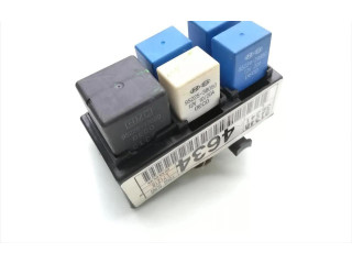 Блок предохранителей 91346-3E341   KIA Sorento    