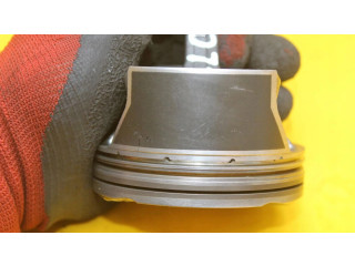  Поршень с шатуном  88L111  Mercedes-Benz GLC X253 C253  